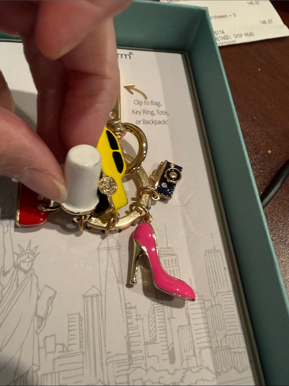 New York Charm Keyring with Pink Pump, Yellow Taxi Stone Purse &Multicolor Icons - Picture 6 of 10